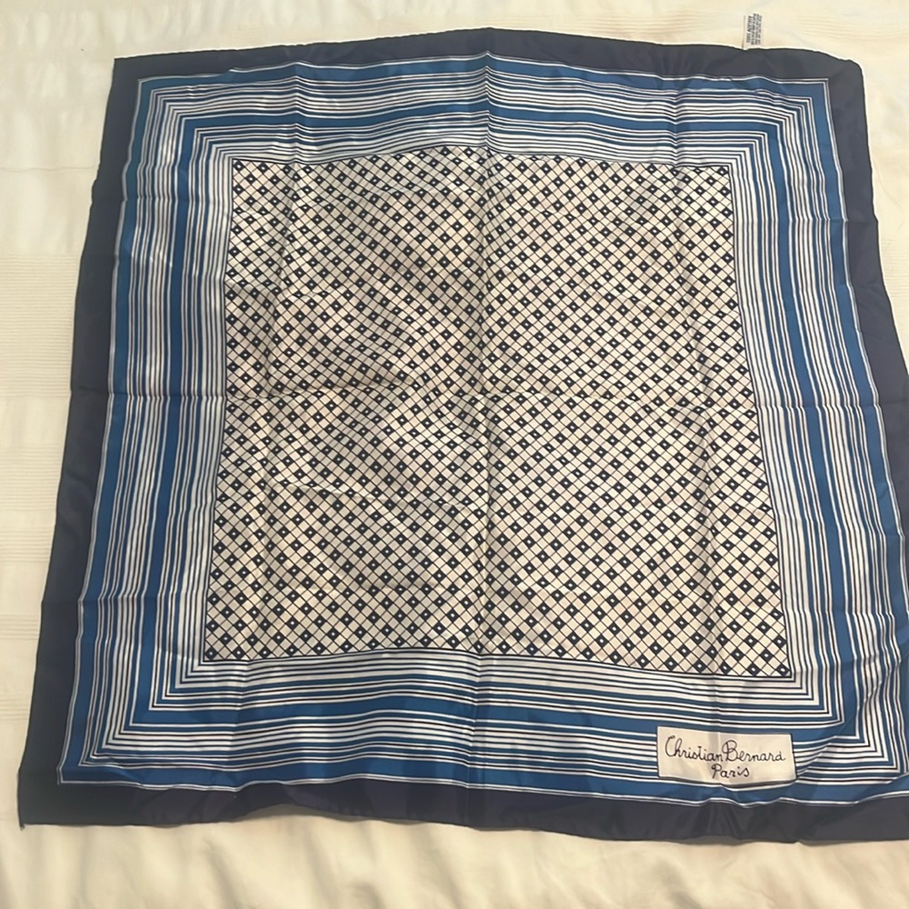 Christian Bernard geometric scarf